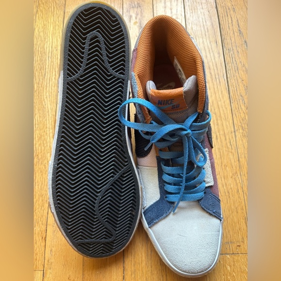 Nike ZOOM BLAZER MID PREMIUM SB 'MOSAIC PACK - DARK WINE - Picture 7 of 10